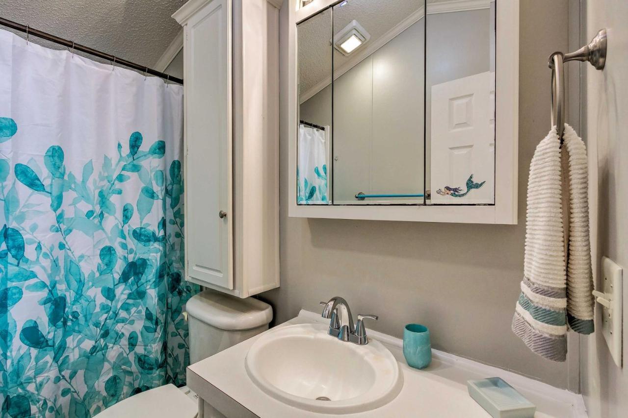 Walk To Beach Miramar Tropical Cabana With Deck! Destin Exterior foto